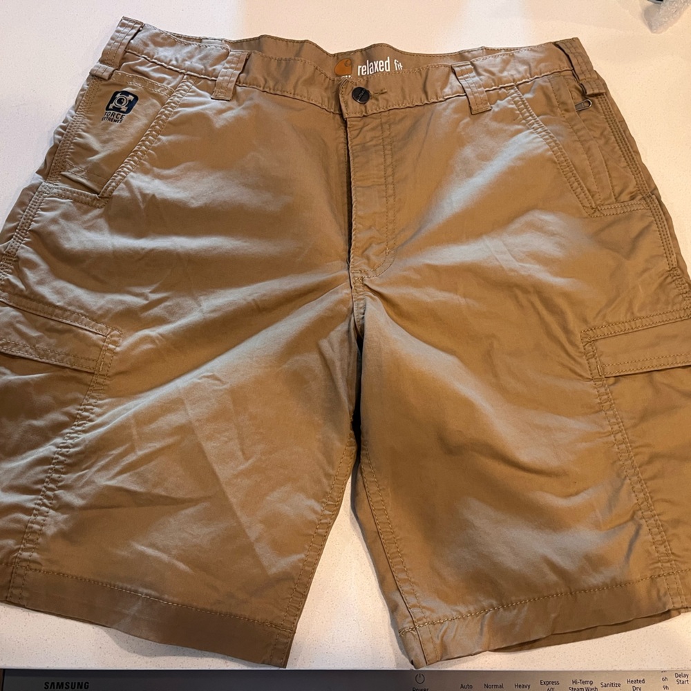 Carhartt Men's Tan Cargo Shorts